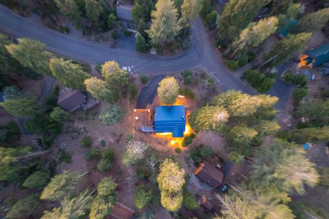 42005 Hanging Branch Rd, Shaver Lake, CA 93664