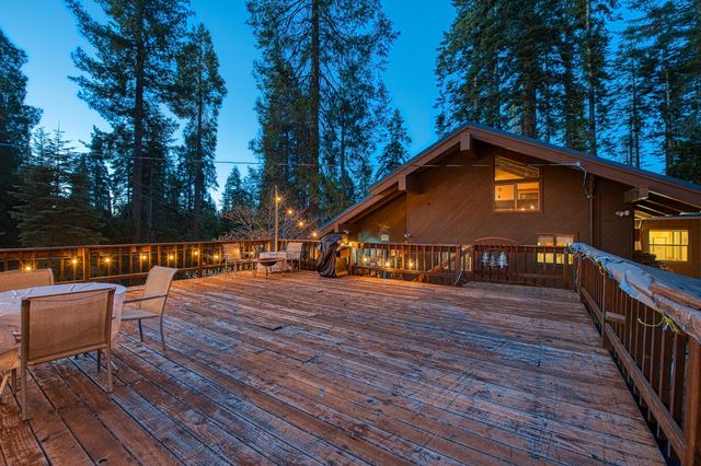 42005 Hanging Branch Rd, Shaver Lake, CA 93664