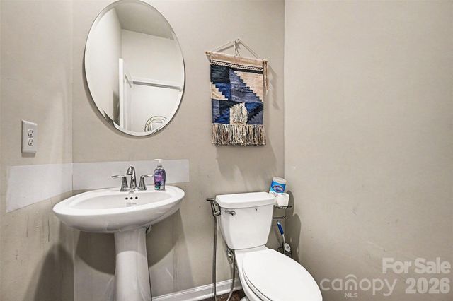 817 Deep River Way, Waxhaw, NC 28173