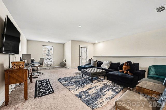 817 Deep River Way, Waxhaw, NC 28173