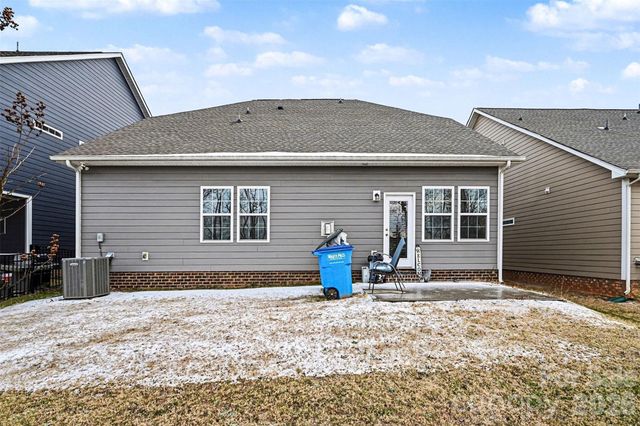 817 Deep River Way, Waxhaw, NC 28173