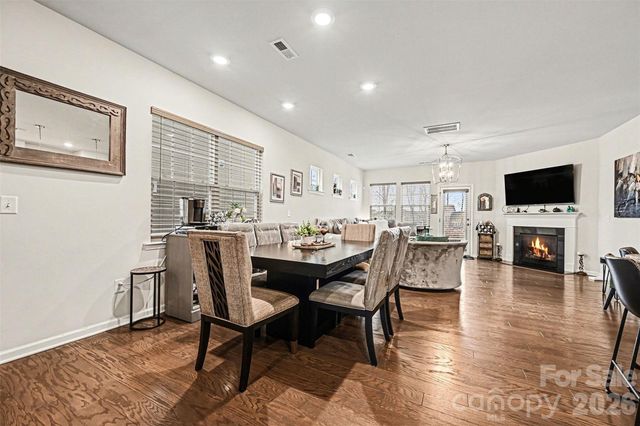 817 Deep River Way, Waxhaw, NC 28173