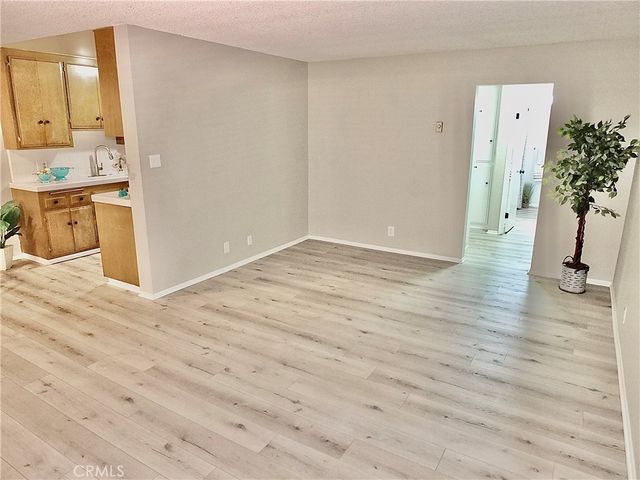 545 Chestnut Avenue 203, Long Beach, CA 90802