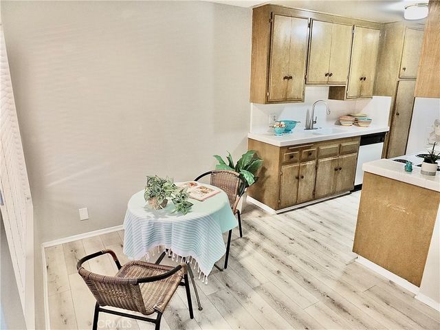 545 Chestnut Avenue 203, Long Beach, CA 90802