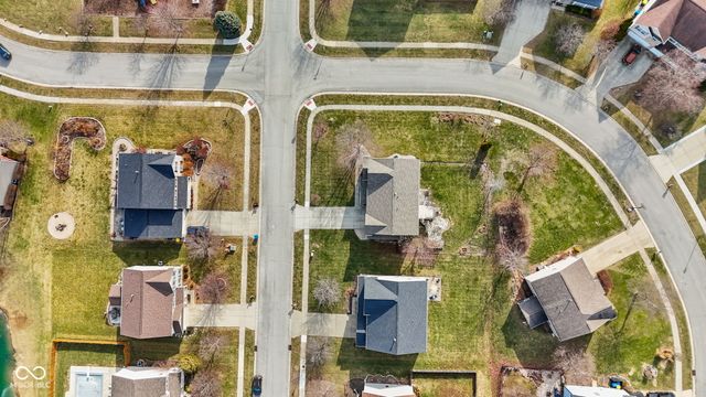 2198 S Moeller Circle, New Palestine, IN 46163