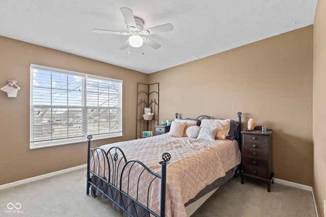 2198 S Moeller Circle, New Palestine, IN 46163