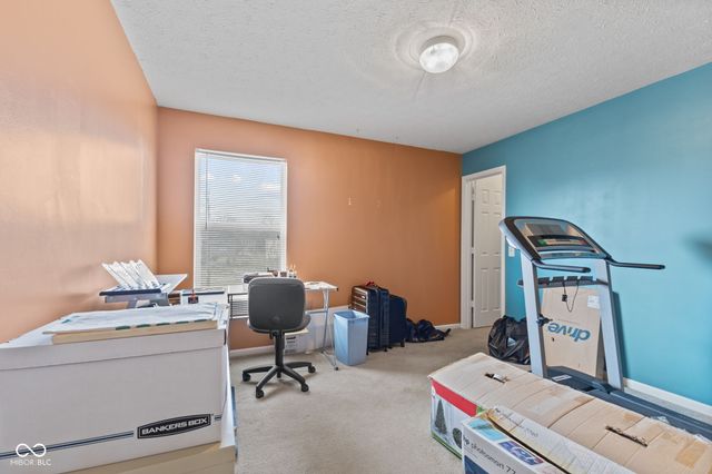 2198 S Moeller Circle, New Palestine, IN 46163