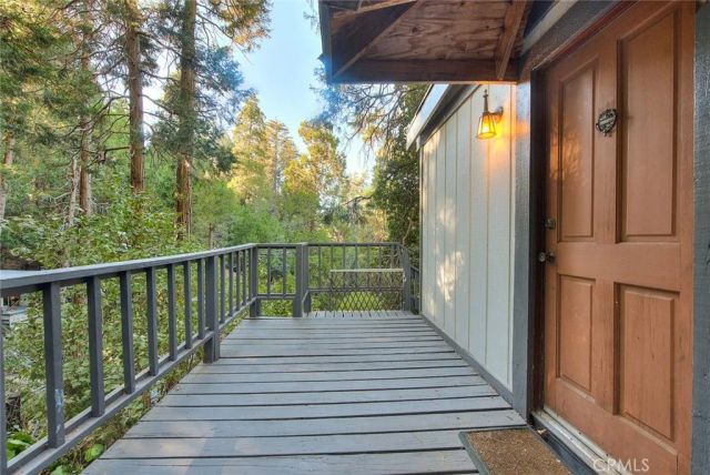23775 Bowl, Crestline, CA 92325