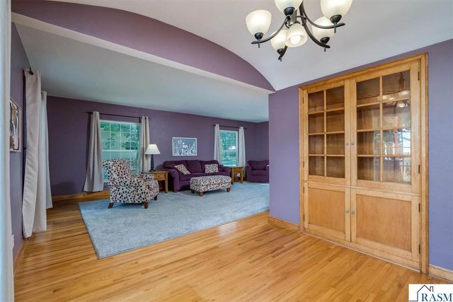 50 Marquette Avenue, North Mankato, MN 56003