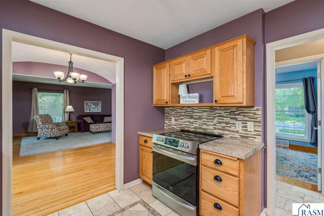 50 Marquette Avenue, North Mankato, MN 56003