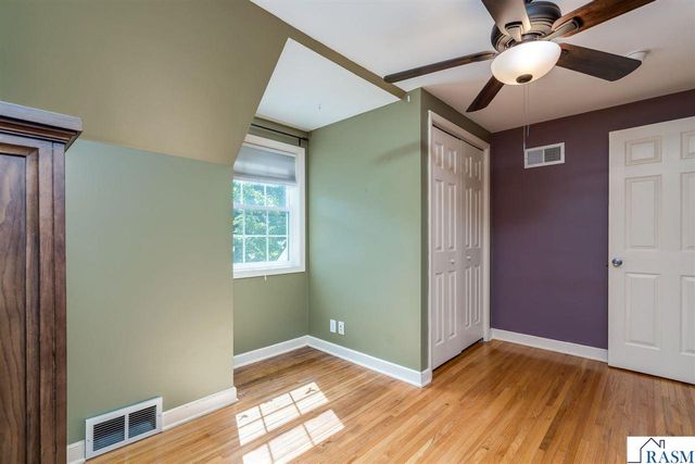 50 Marquette Avenue, North Mankato, MN 56003