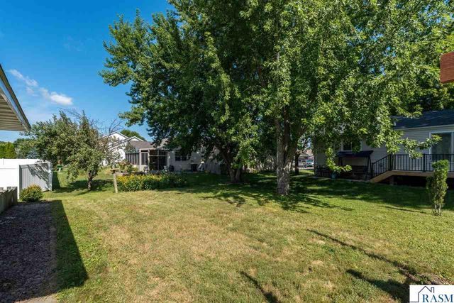 50 Marquette Avenue, North Mankato, MN 56003