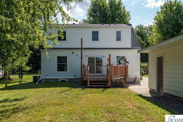 50 Marquette Avenue, North Mankato, MN 56003