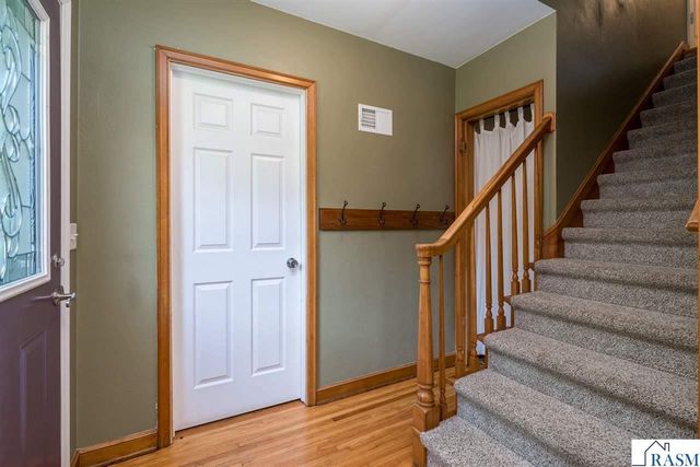 50 Marquette Avenue, North Mankato, MN 56003
