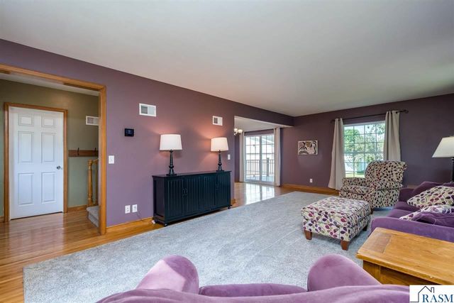50 Marquette Avenue, North Mankato, MN 56003