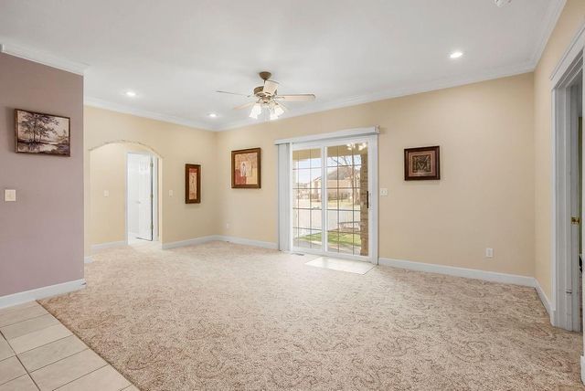 614 Meadowlark Drive, Raymore, MO 64083