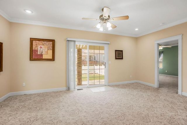 614 Meadowlark Drive, Raymore, MO 64083