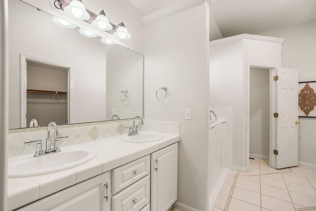 614 Meadowlark Drive, Raymore, MO 64083