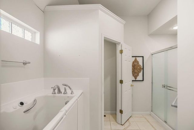 614 Meadowlark Drive, Raymore, MO 64083