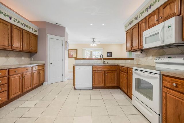 614 Meadowlark Drive, Raymore, MO 64083