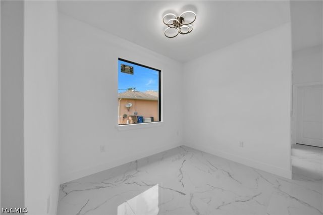 506 W 5th ST, Lehigh Acres, FL 33972