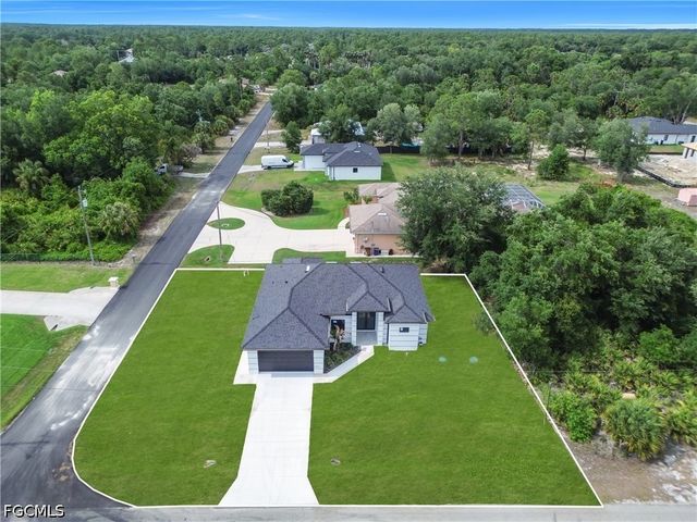 506 W 5th ST, Lehigh Acres, FL 33972