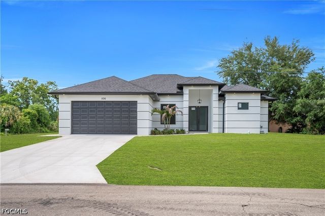 506 W 5th ST, Lehigh Acres, FL 33972