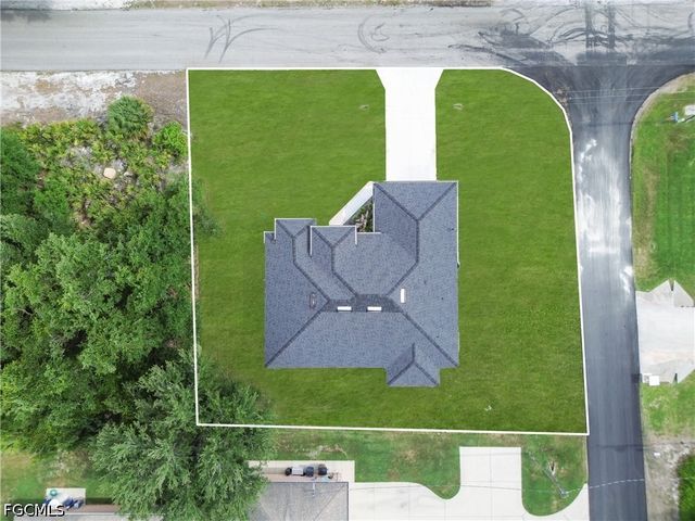 506 W 5th ST, Lehigh Acres, FL 33972