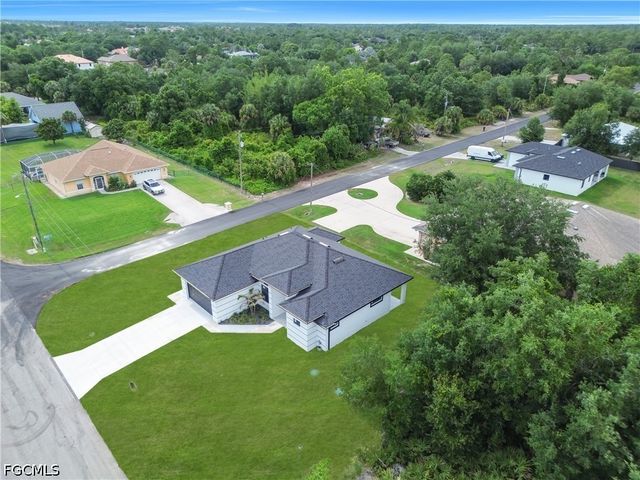 506 W 5th ST, Lehigh Acres, FL 33972