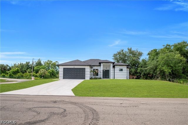 506 W 5th ST, Lehigh Acres, FL 33972