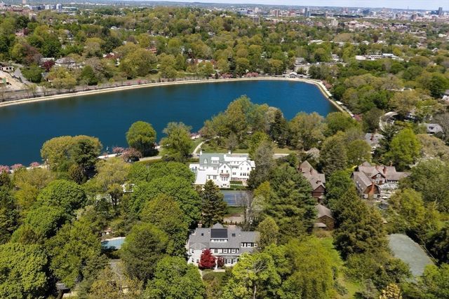 68 Dudley Street, Brookline, MA 02445