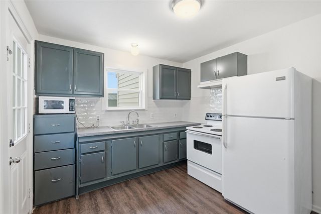 318 Methodist Street, Red Oak, TX 75154