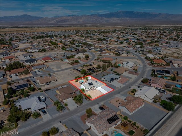 4700 Honey Locust Drive, Pahrump, NV 89061