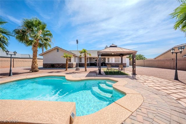 4700 Honey Locust Drive, Pahrump, NV 89061