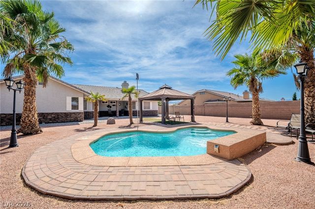 4700 Honey Locust Drive, Pahrump, NV 89061