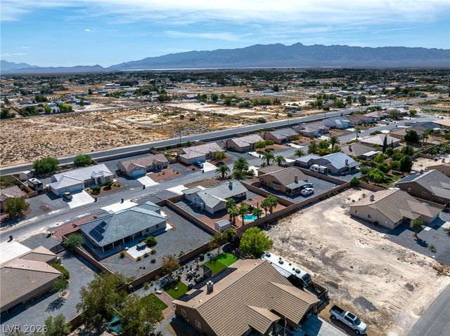 4700 Honey Locust Drive, Pahrump, NV 89061