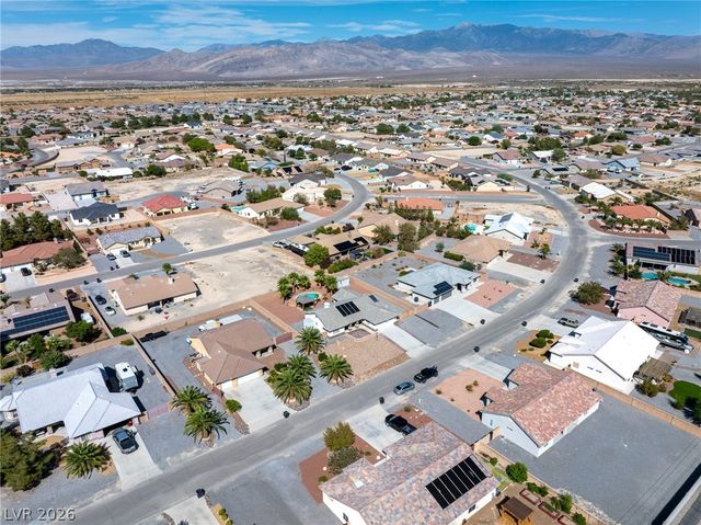 4700 Honey Locust Drive, Pahrump, NV 89061