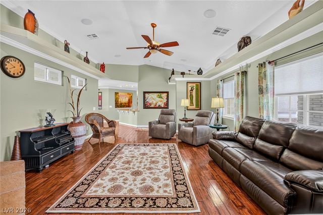 4700 Honey Locust Drive, Pahrump, NV 89061