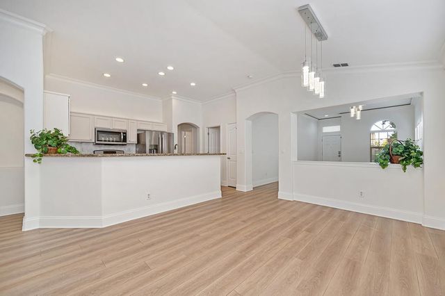 7652 Laguna Beach Way, Antelope, CA 95843