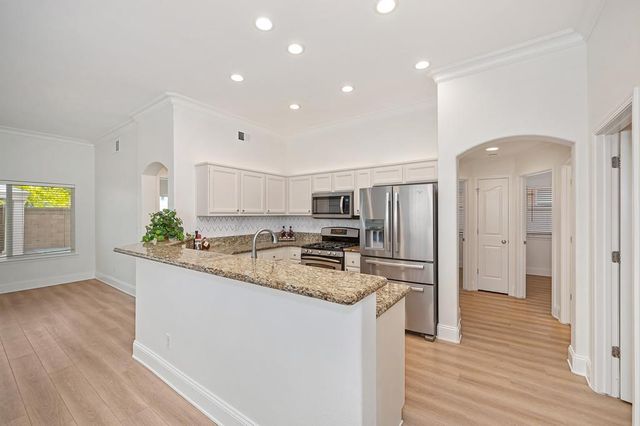 7652 Laguna Beach Way, Antelope, CA 95843