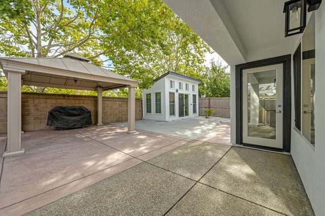 7652 Laguna Beach Way, Antelope, CA 95843