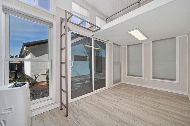 7652 Laguna Beach Way, Antelope, CA 95843