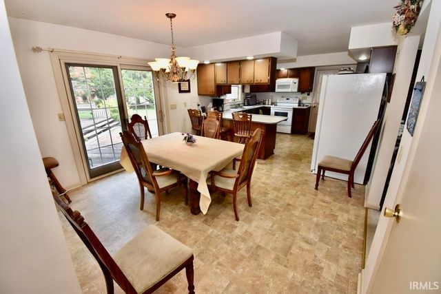 6977 Boyer Road, Newburgh, IN 47630