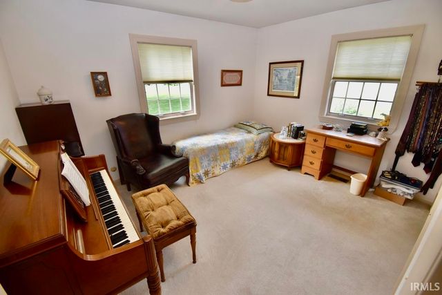 6977 Boyer Road, Newburgh, IN 47630