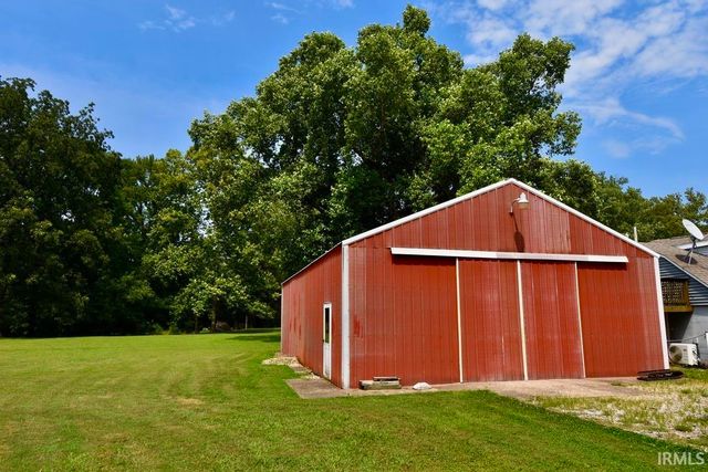 6977 Boyer Road, Newburgh, IN 47630