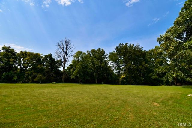 6977 Boyer Road, Newburgh, IN 47630