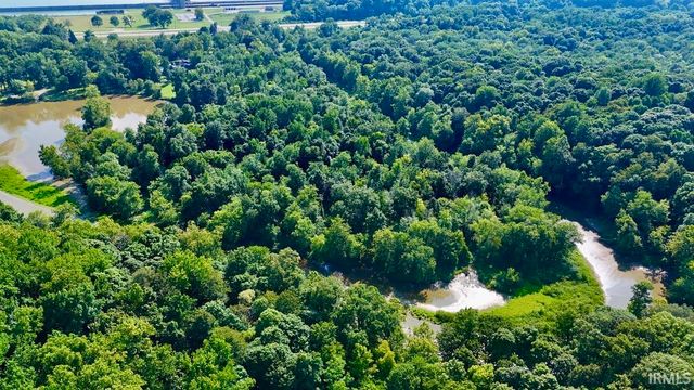 6977 Boyer Road, Newburgh, IN 47630