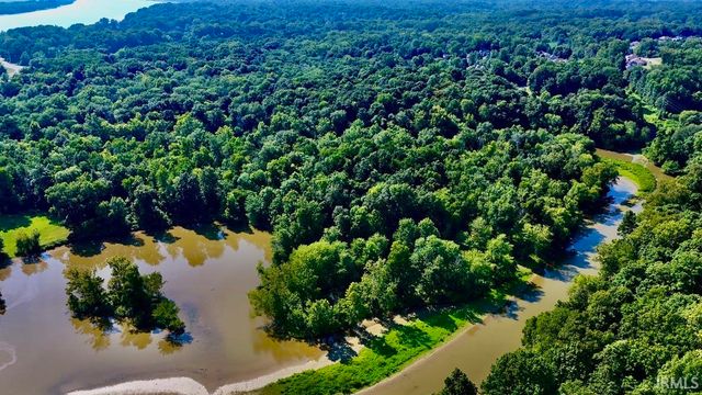 6977 Boyer Road, Newburgh, IN 47630