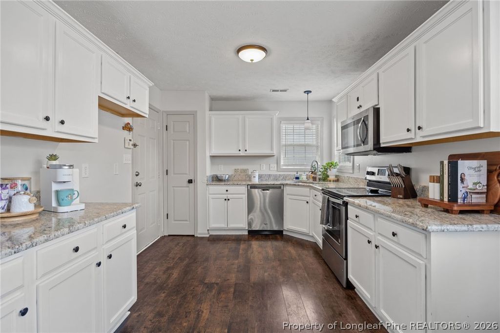 2608 Gressitt Point Lane, Fayetteville, NC 28306 — photo 10