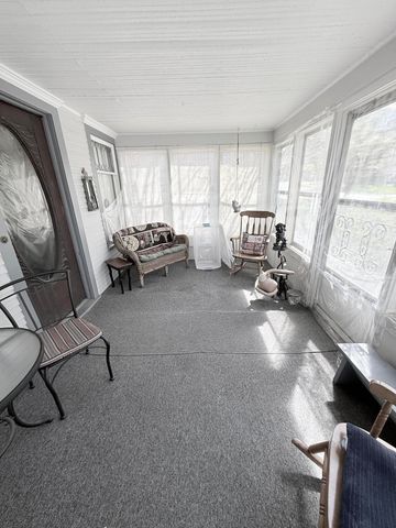 421 E Main Street, Fennville, MI 49408